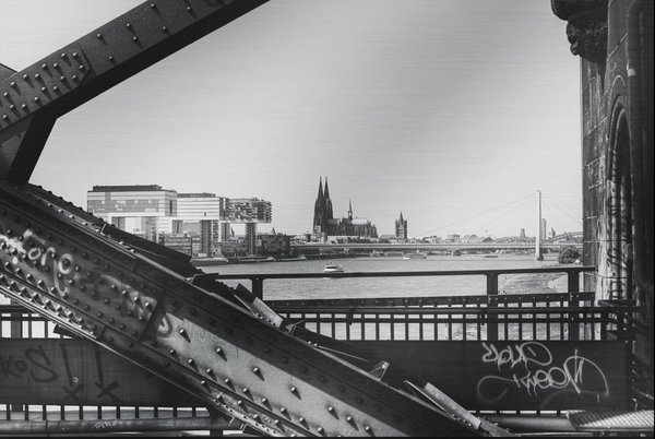 Wandbild Alu (brushed) "Panorama durch Südbrücke"